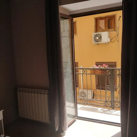 Kalos Guest house 3*